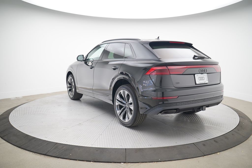 2025 Audi Q8 55 Premium photo 3