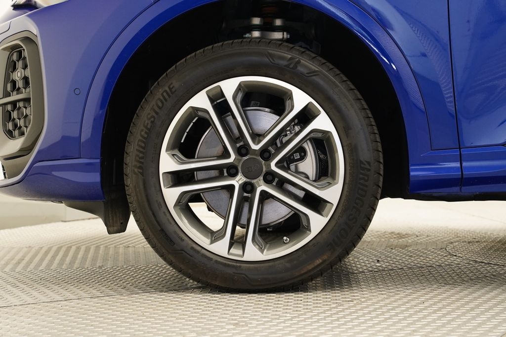 New 2026 Audi Q5 Premium SUV