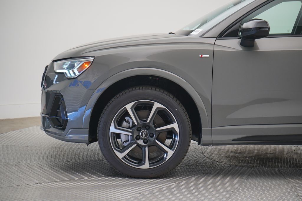 New 2025 Audi Q3 Premium Plus SUV