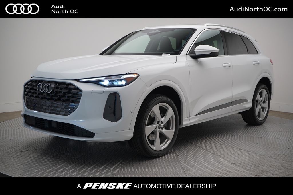 2025 Audi Q5 40 Premium Plus's photo