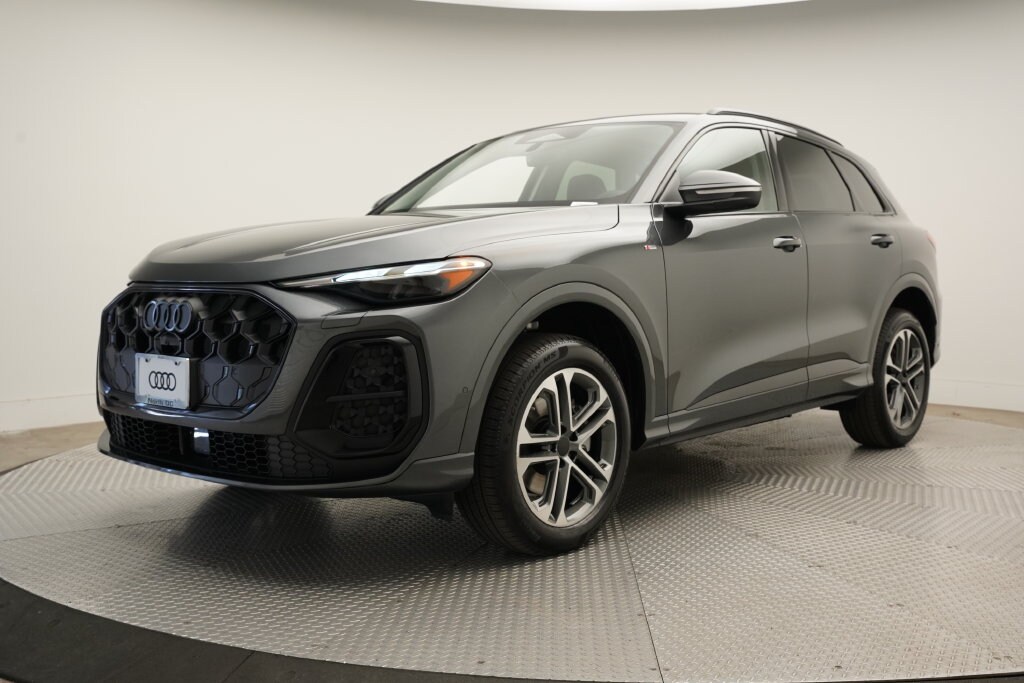 New 2026 Audi Q5 Premium SUV