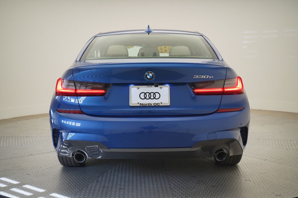 2022 Bmw 330e 3-Series photo 3