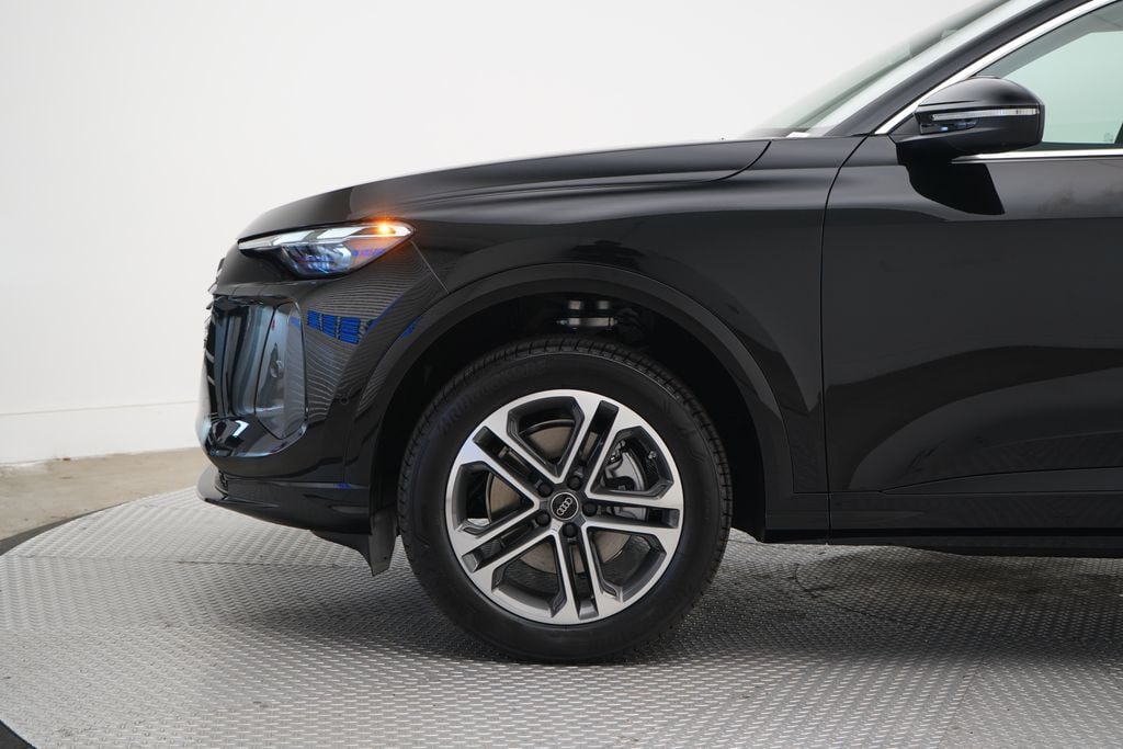 New 2026 Audi Q5 Premium SUV