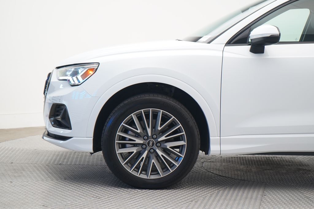 Used 2024 Audi Q3 Premium SUV