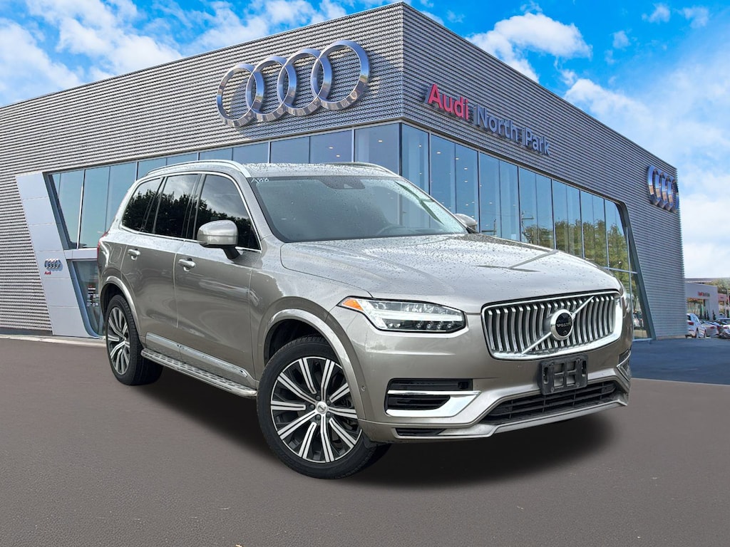 Used 2022 Volvo XC90 Recharge Plug-In Hybrid Inscription SUV