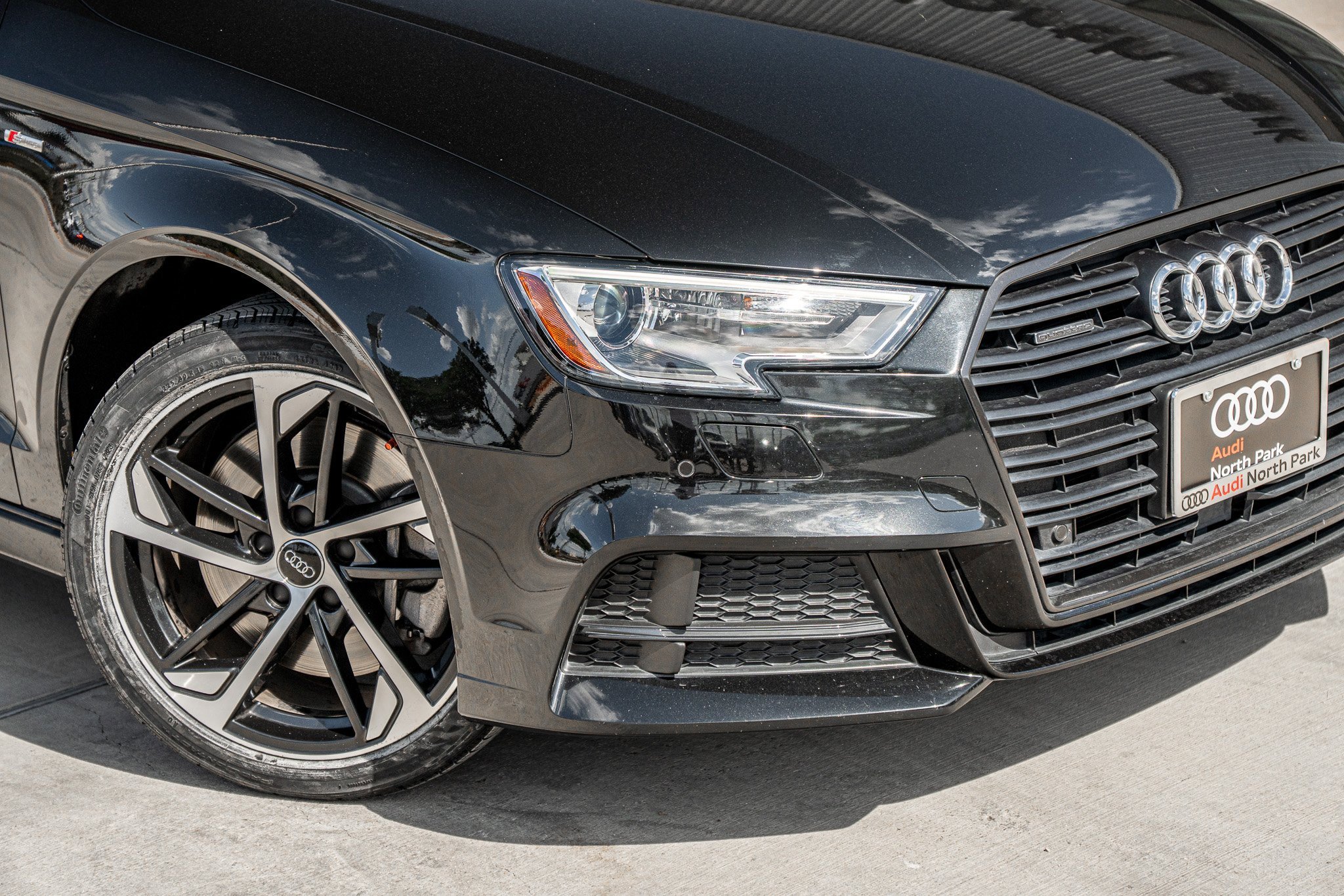 2020 Audi A3 S line Premium photo 3