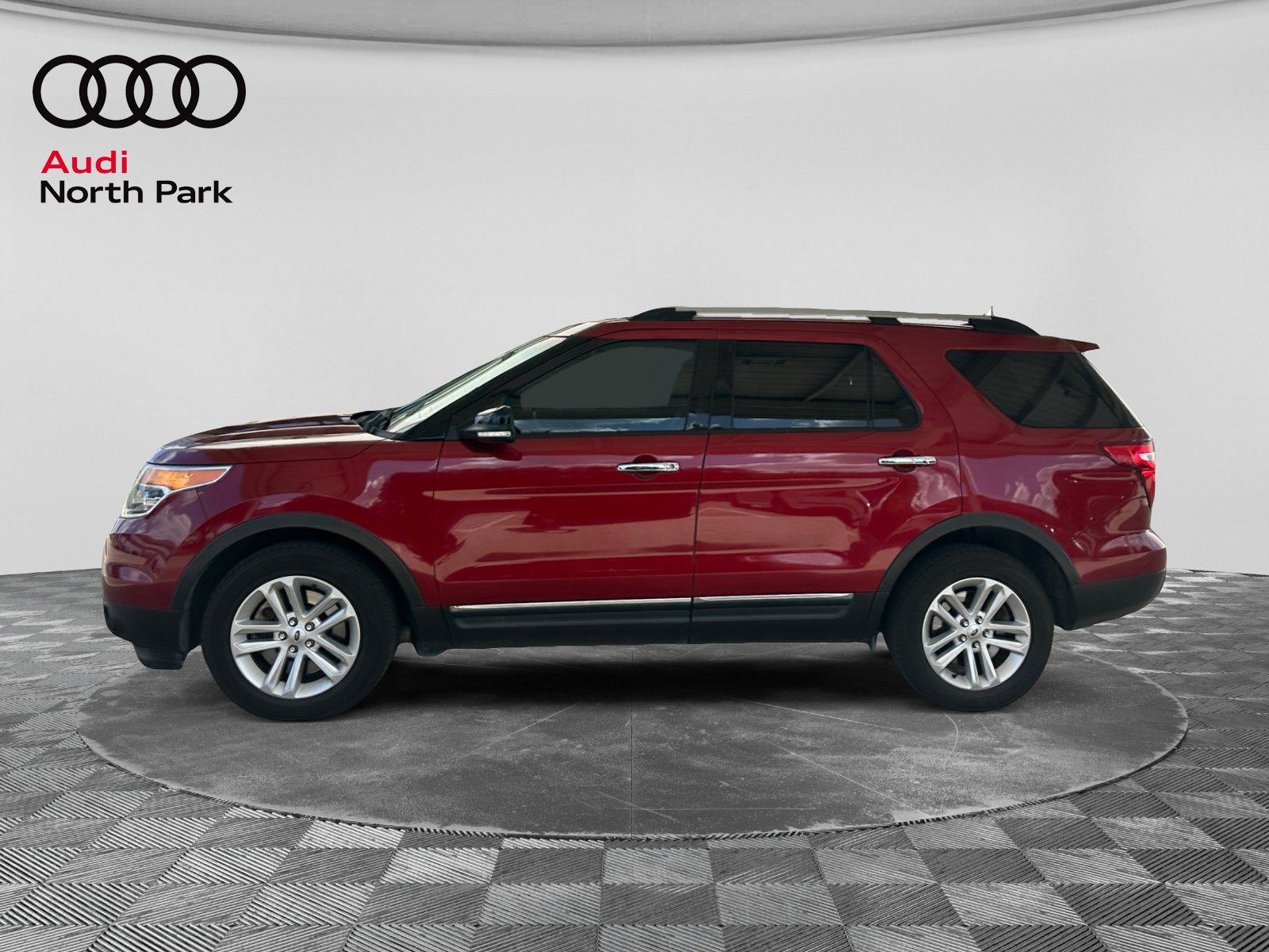 Used 2014 Ford Explorer XLT with VIN 1FM5K7D82EGB51537 for sale in Selma, TX