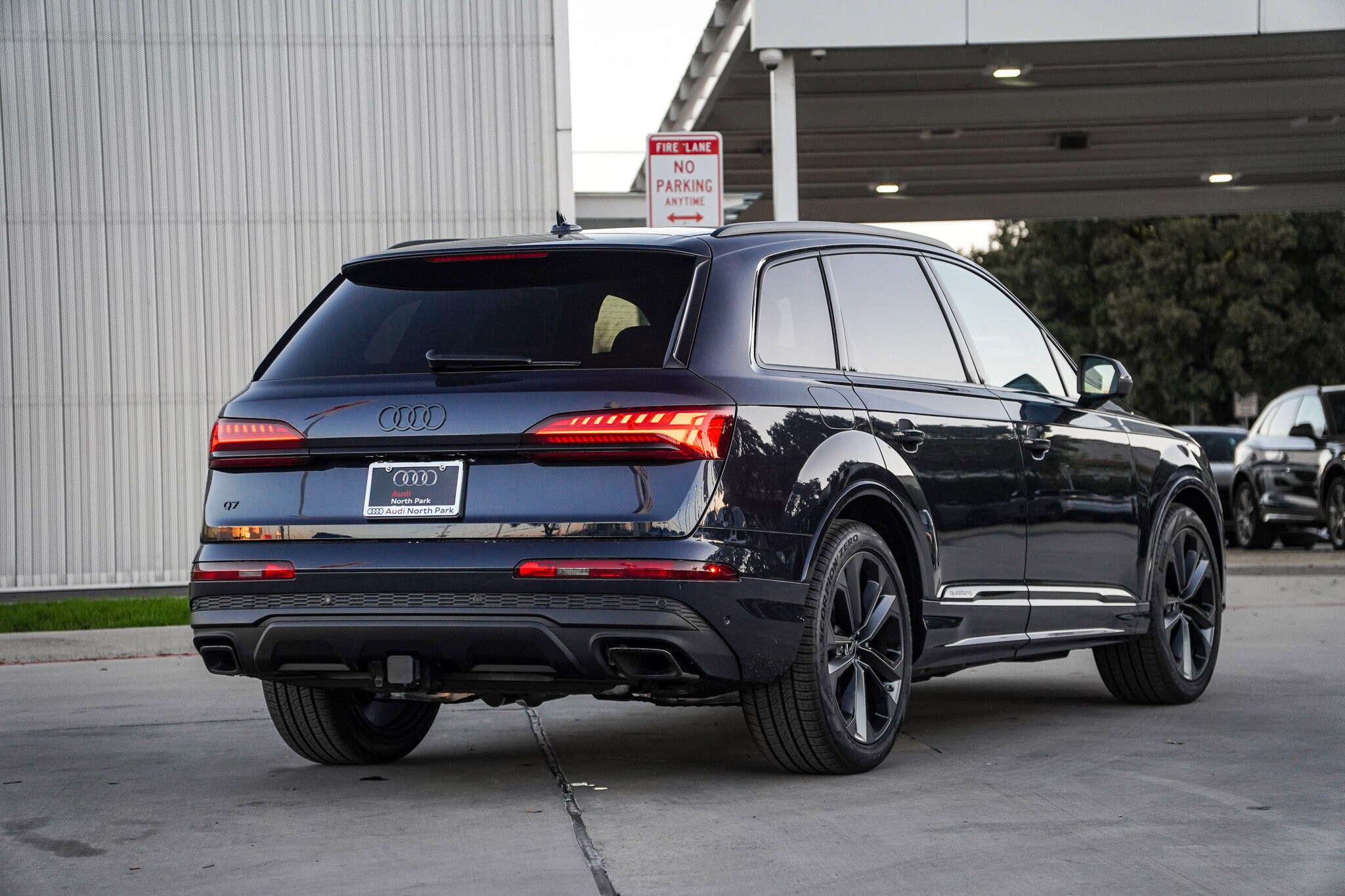 2025 Audi Q7 Prestige photo 4