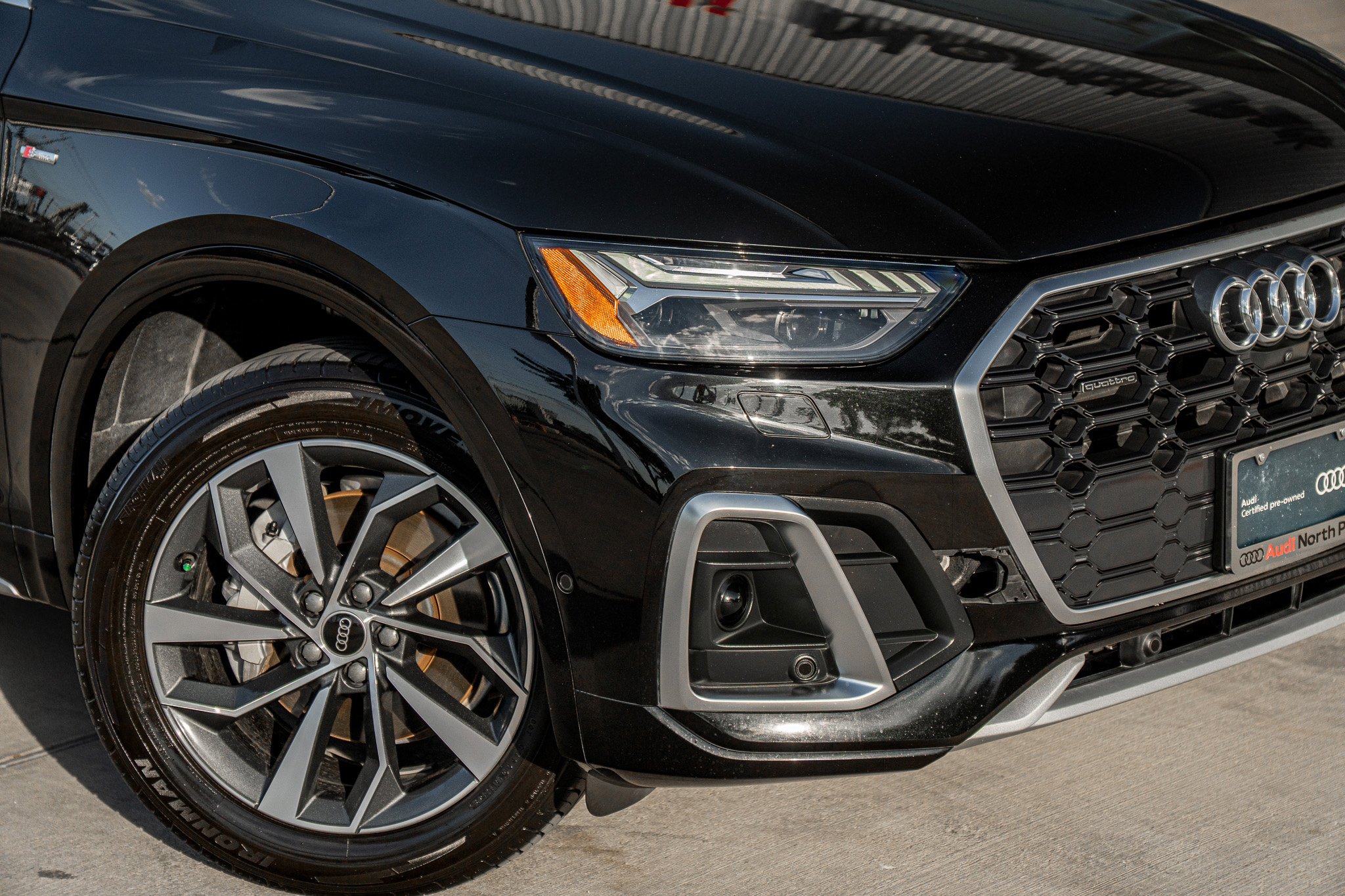 2023 Audi Q5 S line Premium Prestige photo 2