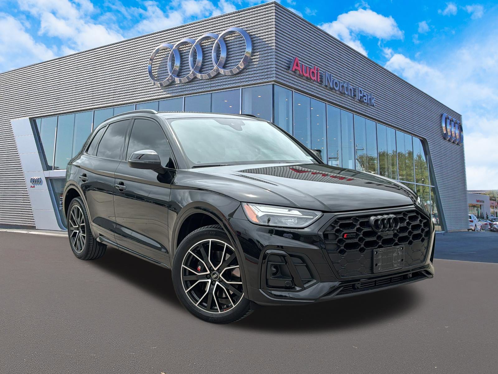 2023 Audi SQ5 Premium Plus's photo