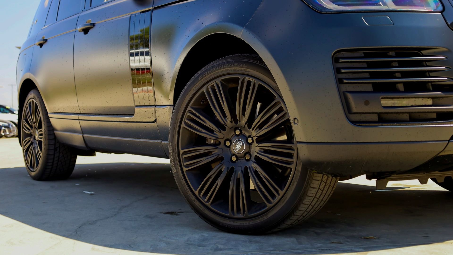 2019 Land Rover Range Rover SuperCharged photo 3