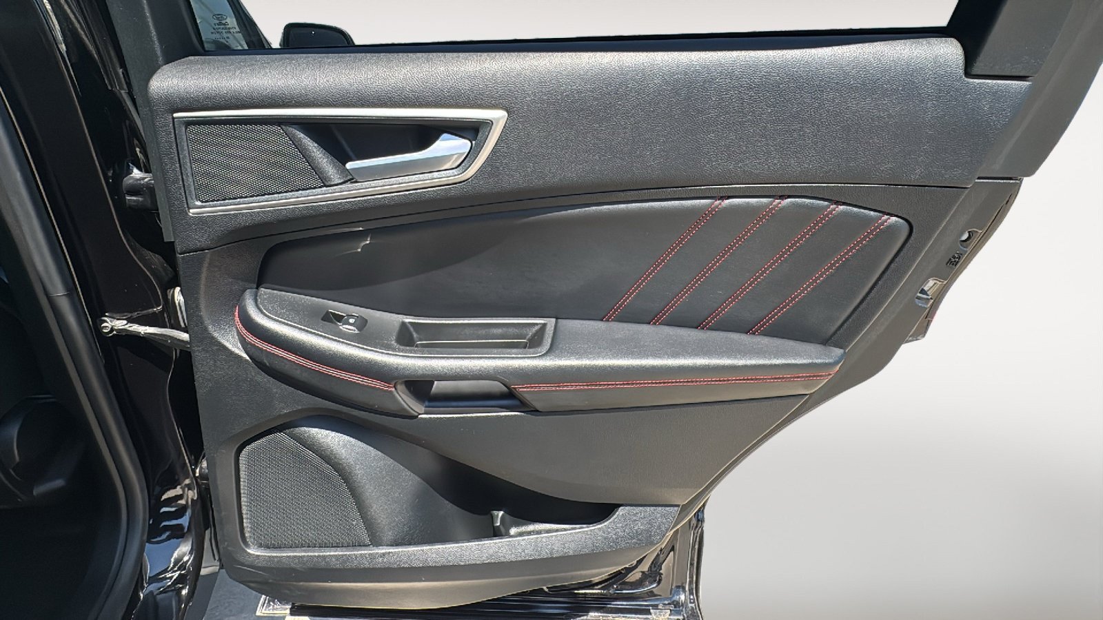 2024 Ford Edge ST-Line - Photo 26