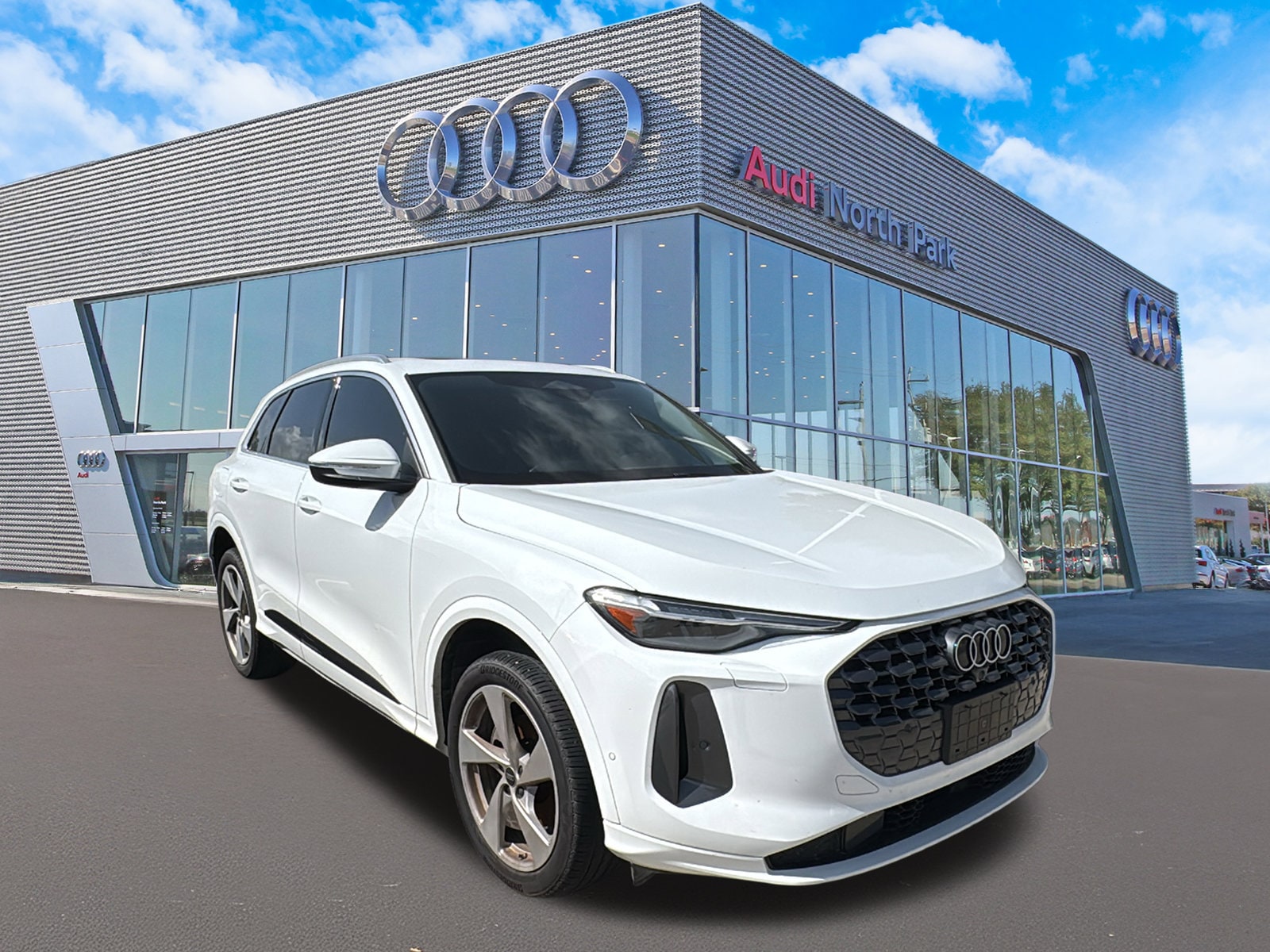 2025 Audi Q5 Premium Plus quattro's photo