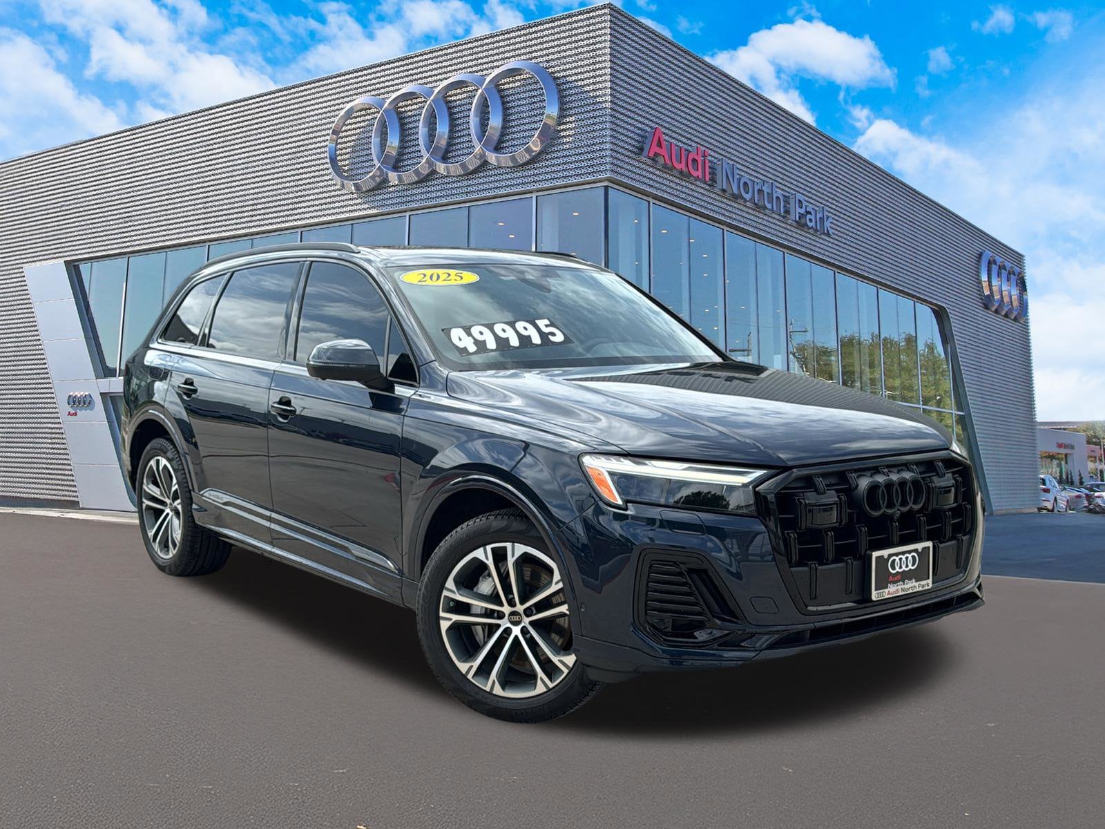2025 Audi Q7 45 Premium Plus quattro Tiptronic's photo
