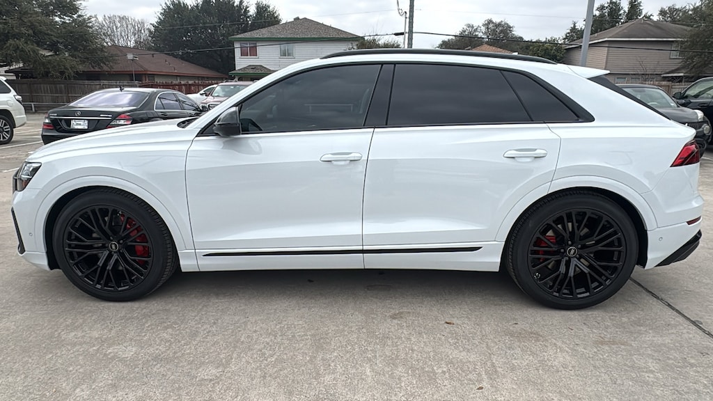 New 2026 Audi SQ8 Prestige SUV