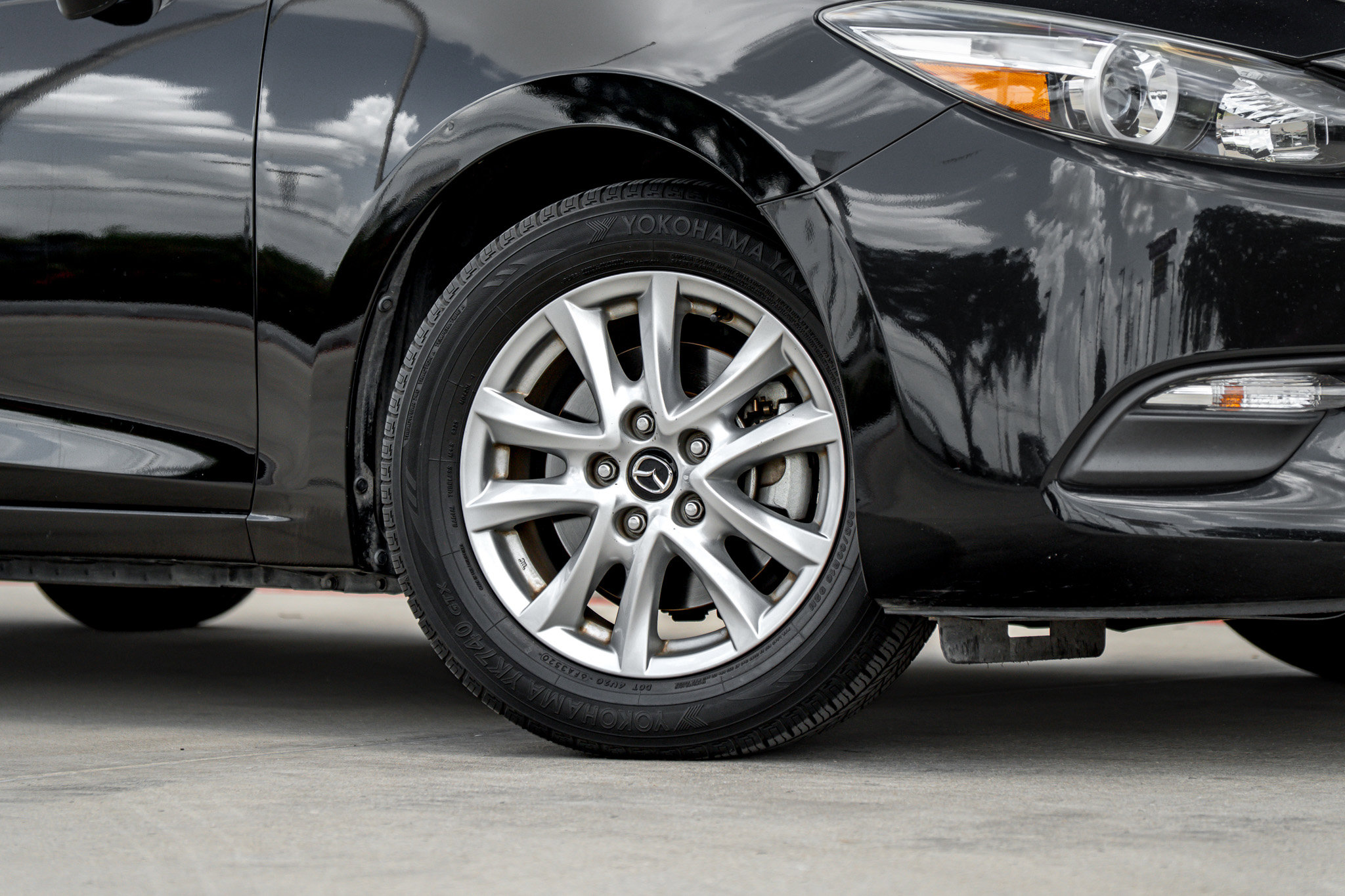 Used 2018 Mazda Mazda3 Sport with VIN 3MZBN1K70JM186063 for sale in Selma, TX