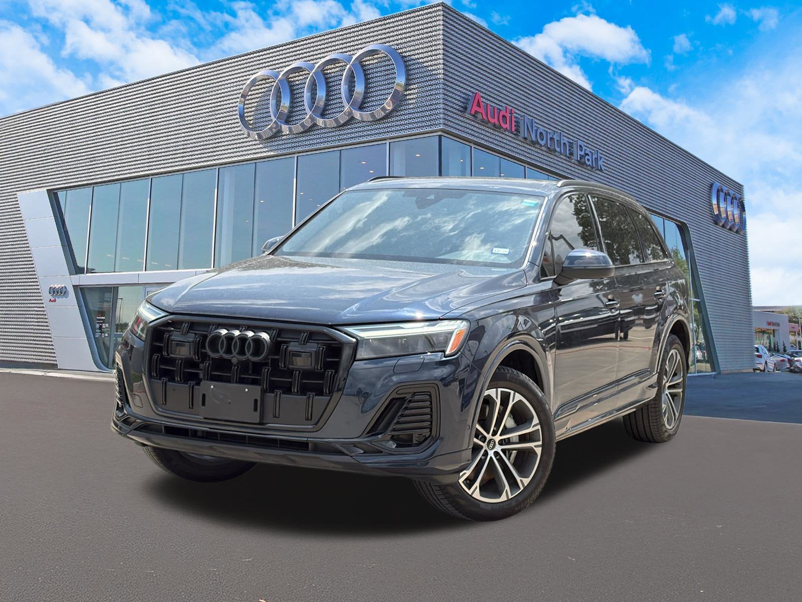 2025 Audi Q7 45 Premium Plus quattro Tiptronic's photo