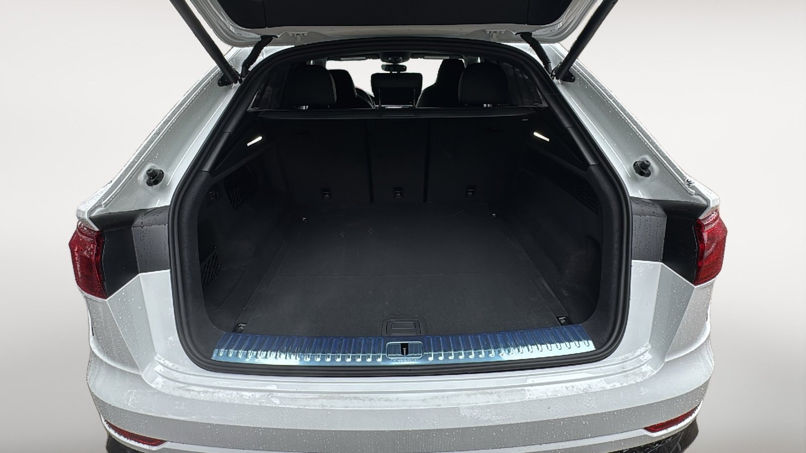 2026 Audi RS Q8 Base - Photo 25