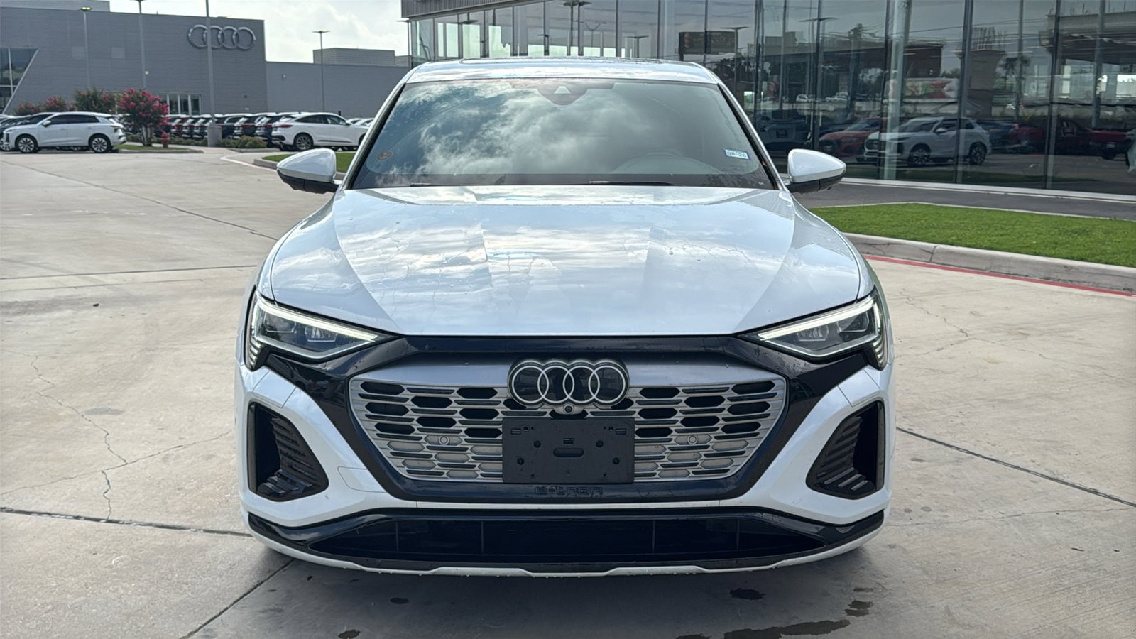 Used 2024 Audi Q8 Sportback e-tron Premium Plus with VIN WA1CAAGE7RB008299 for sale in Selma, TX