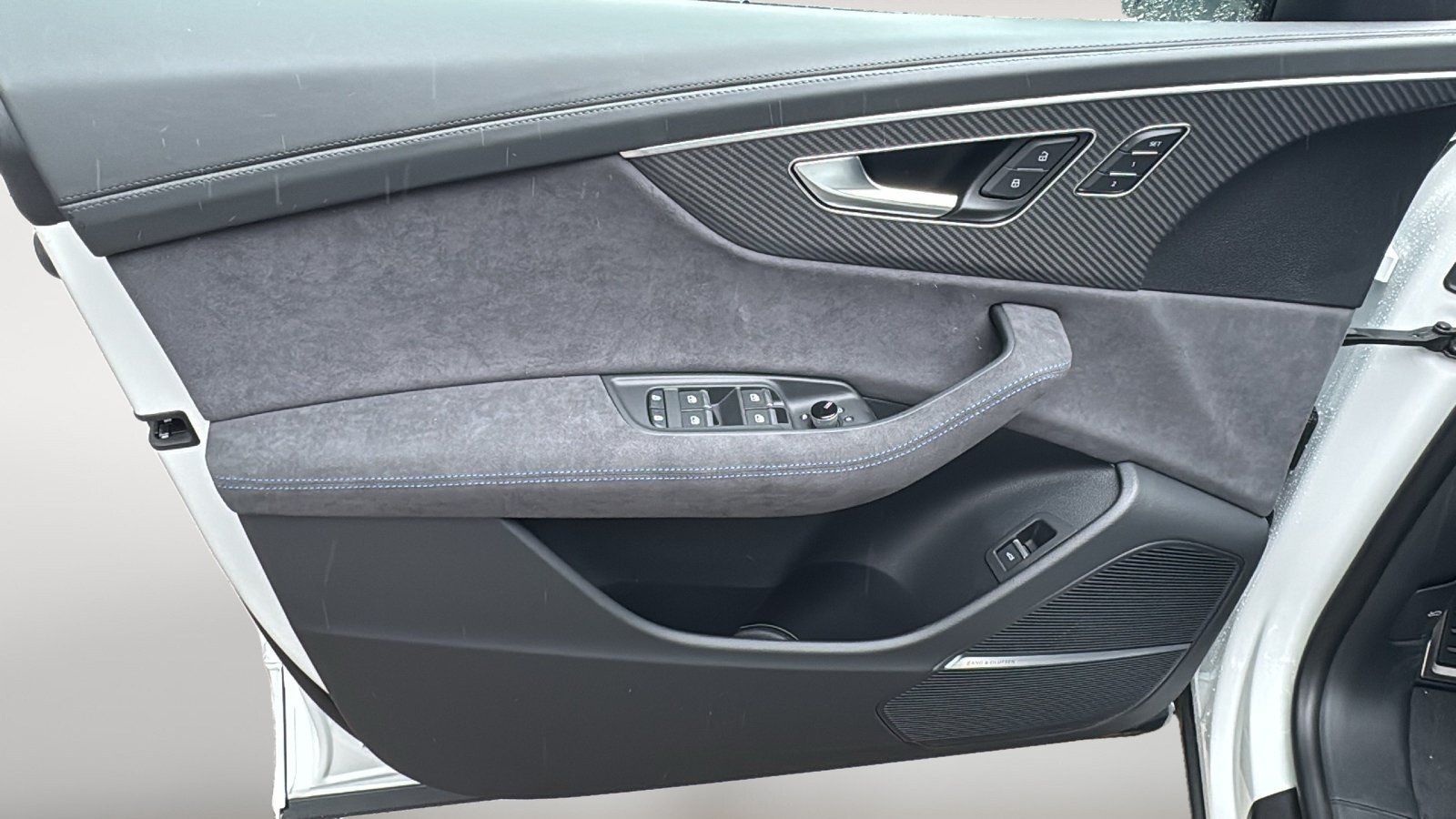 2026 Audi RS Q8 Base - Photo 12