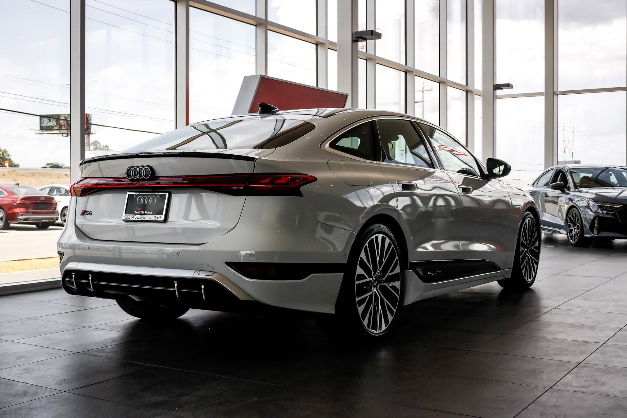 2025 Audi S6 Prestige photo 4