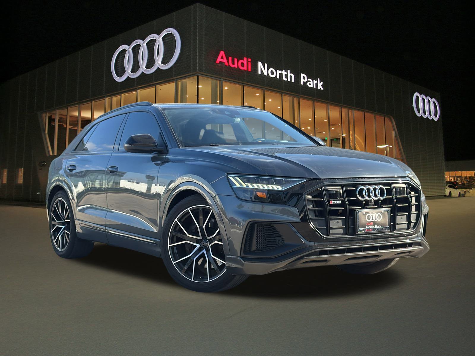 2020 Audi SQ8 Prestige's photo