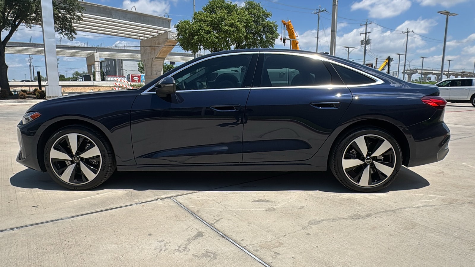 2025 Audi New A5 Premium Plus - Photo 4