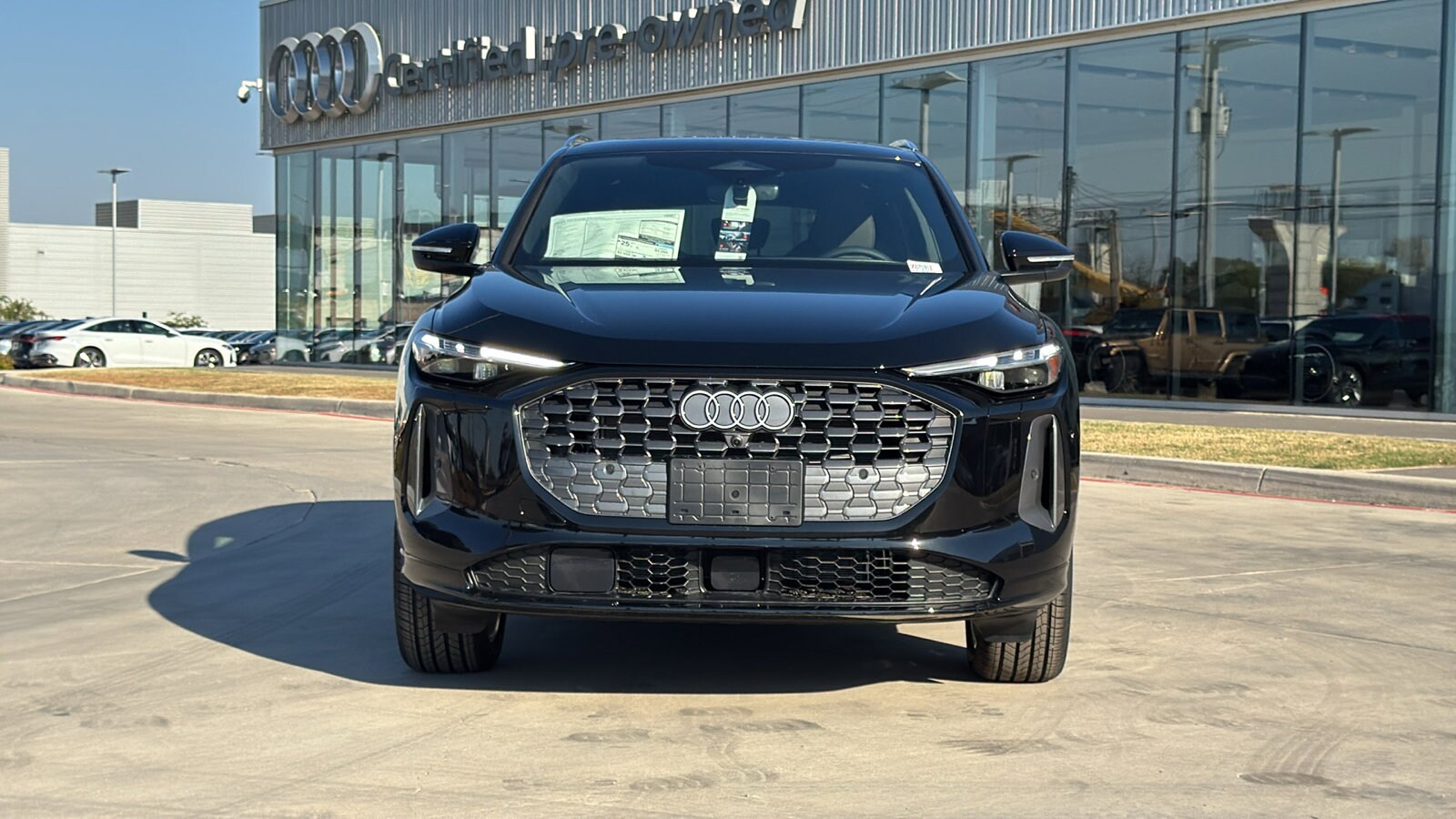 2025 Audi Q5 2.0T Premium Plus photo 2