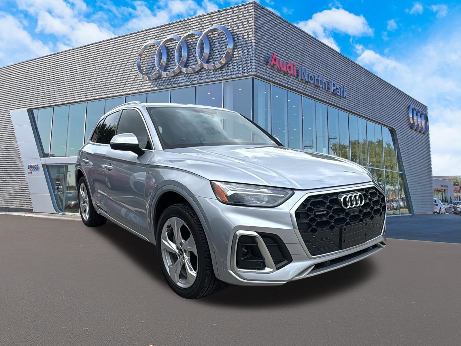 2023 Audi Q5 45 Premium Plus's photo