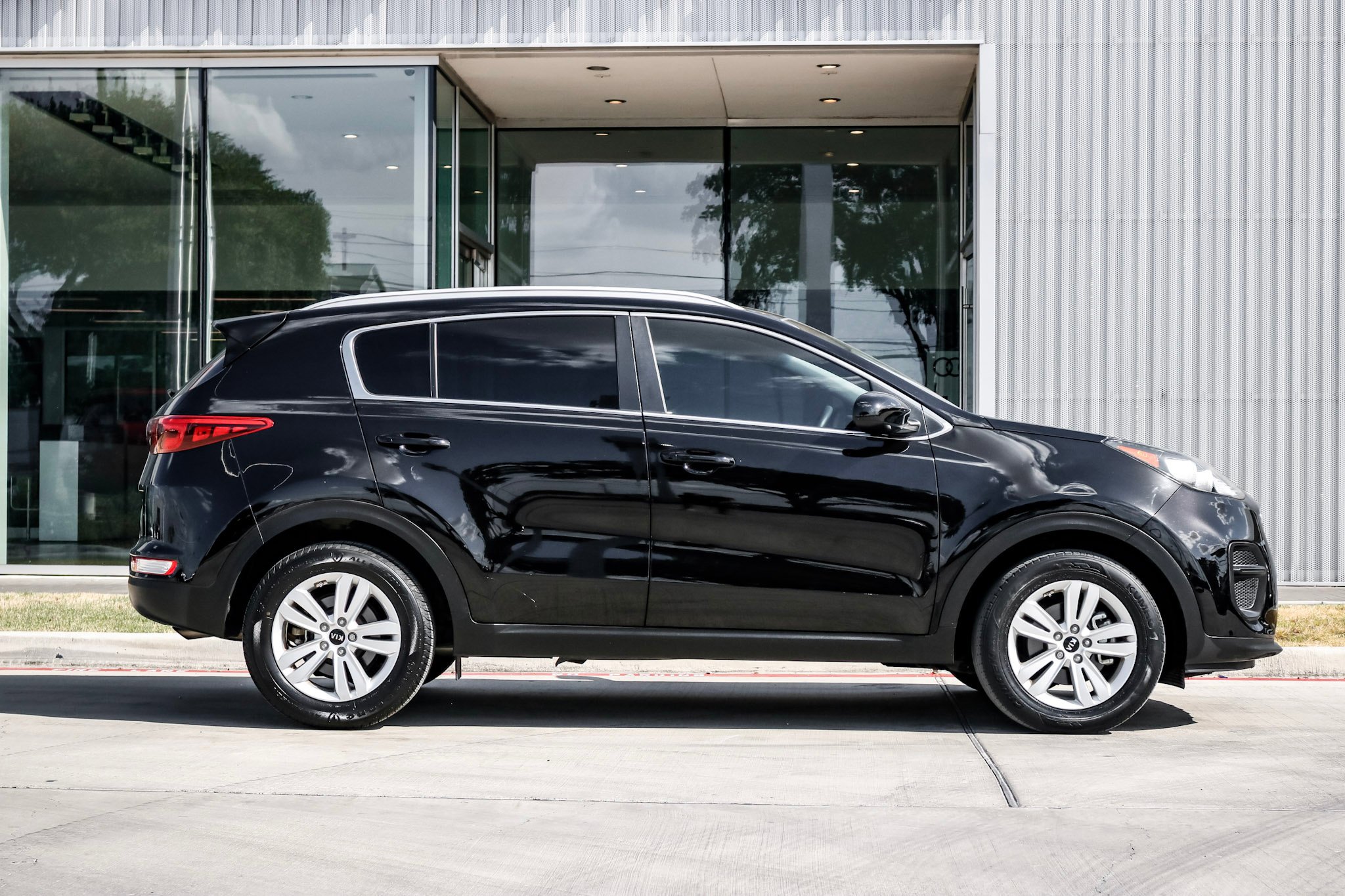 2019 Kia Sportage LX photo 4