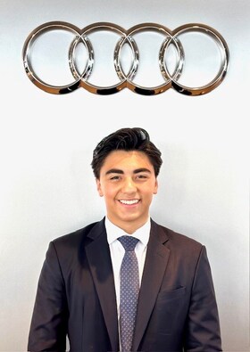 Staff member Diego Argueta from cc7446326c8b