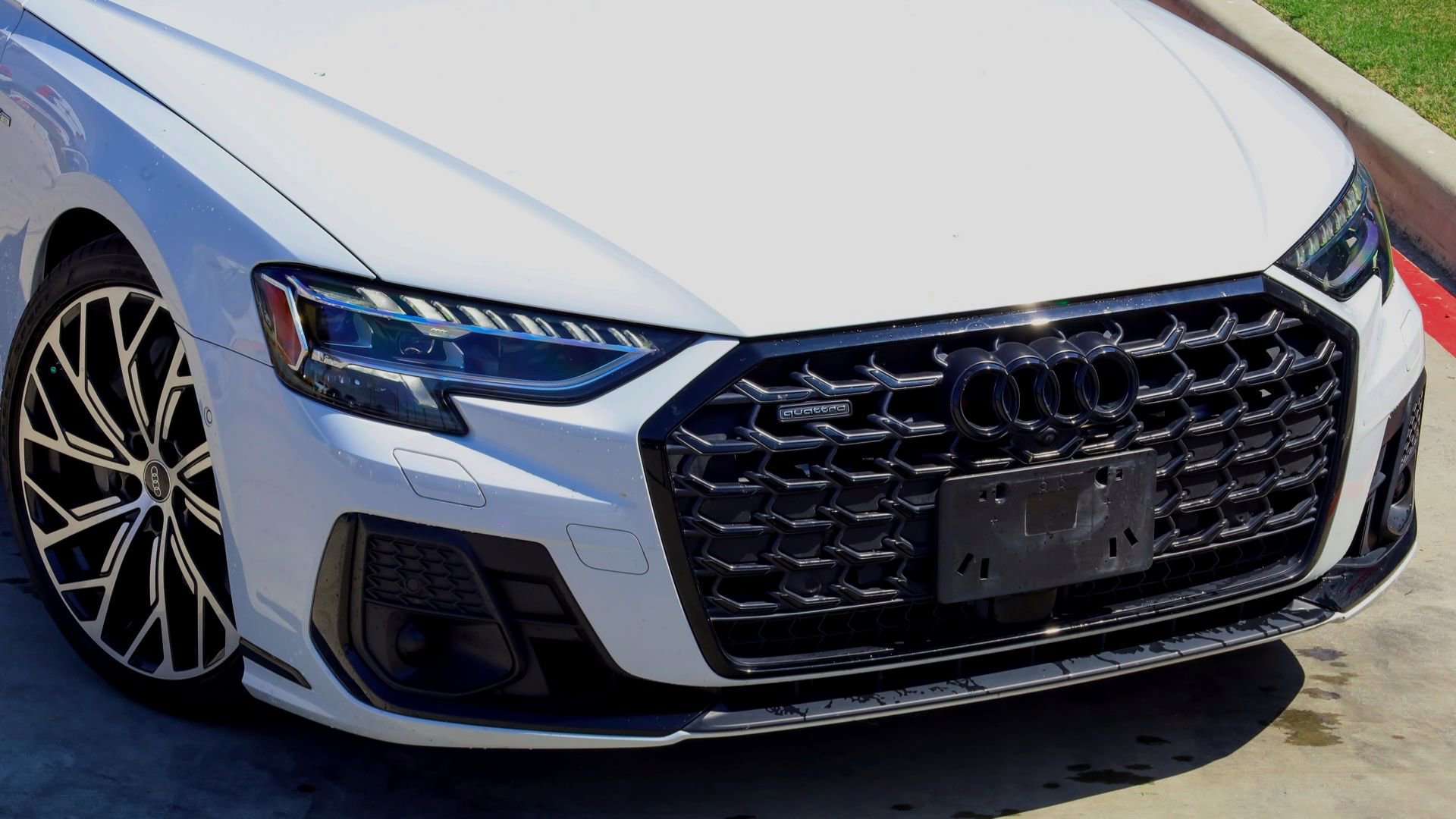 2023 Audi A8 L 55 photo 2