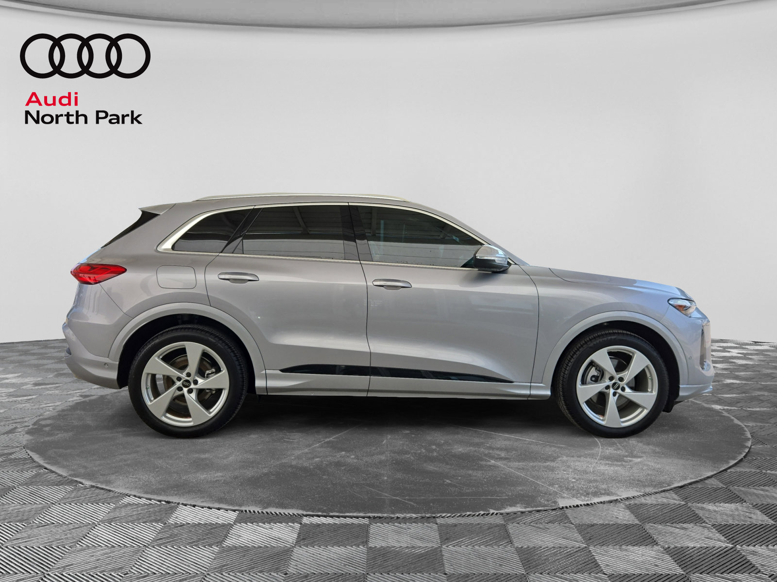 2025 Audi Q5 Prestige - Photo 6