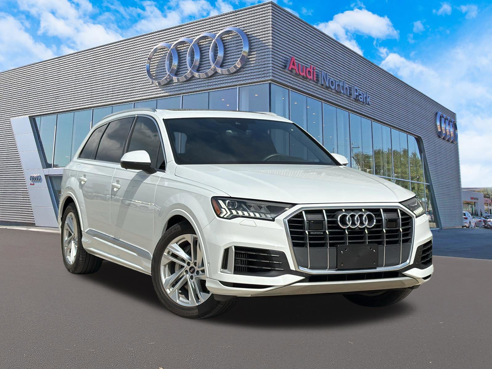 2023 Audi Q7 55 Prestige quattro Tiptronic's photo