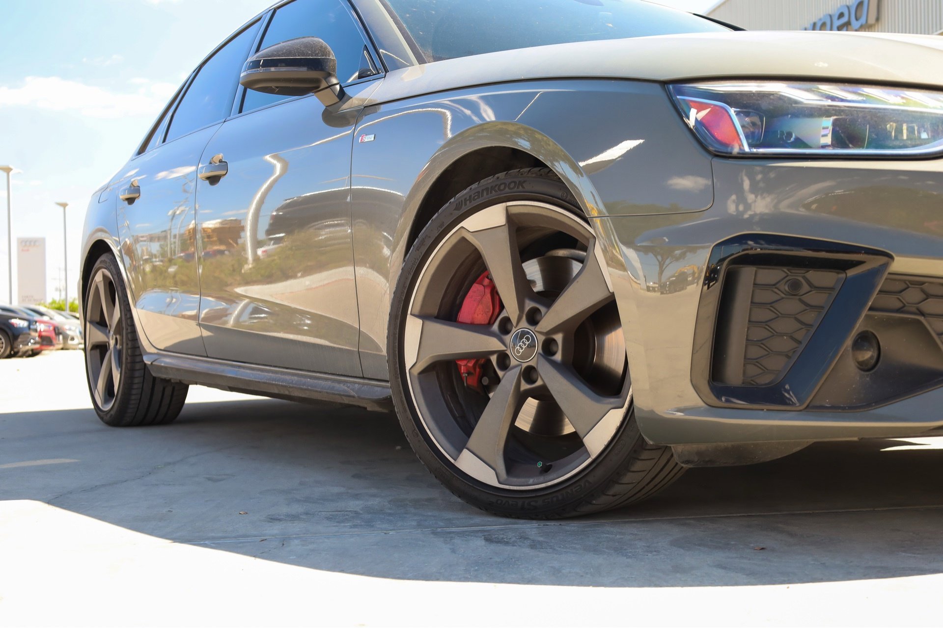 2024 Audi A4 S line Premium Plus photo 2