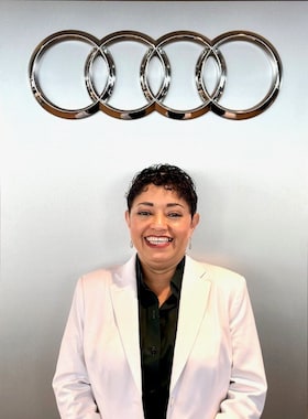 Staff member Jackie Lima from cc7446326c8b