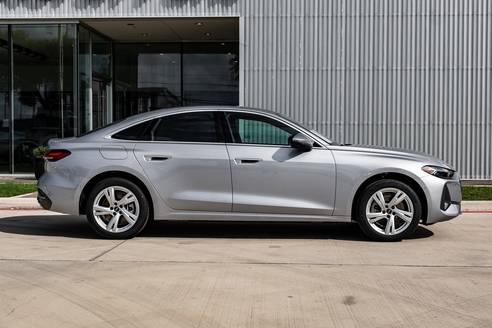 2025 Audi A5 2.0T Premium Plus photo 4