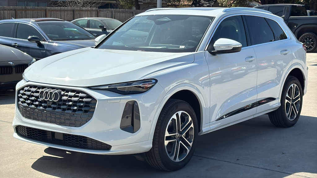 New 2025 Audi Q5 Premium SUV