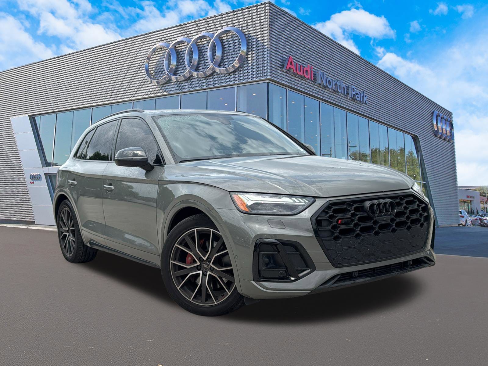 2024 Audi SQ5 Prestige's photo