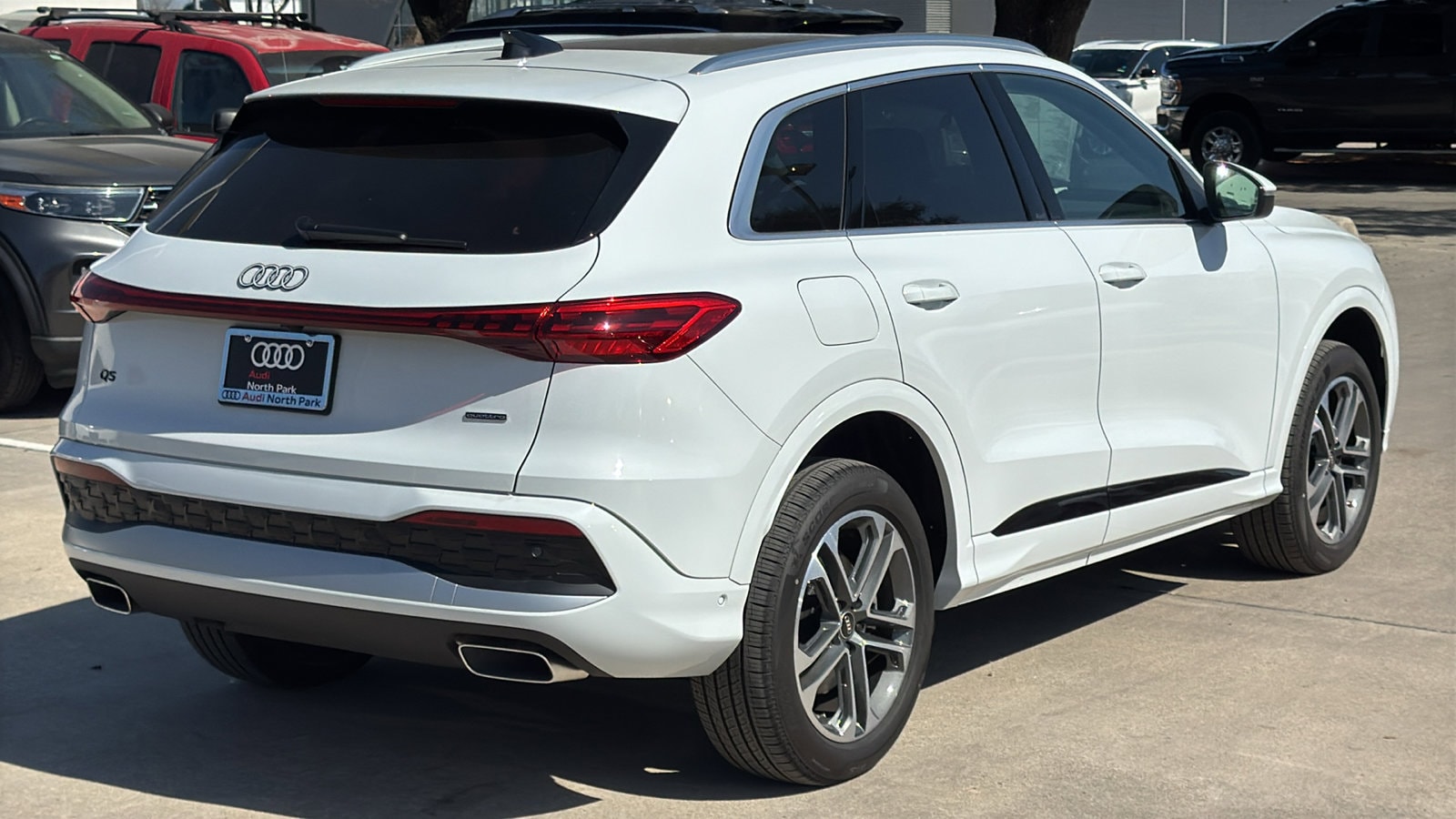 2025 Audi Q5 Premium - Photo 7