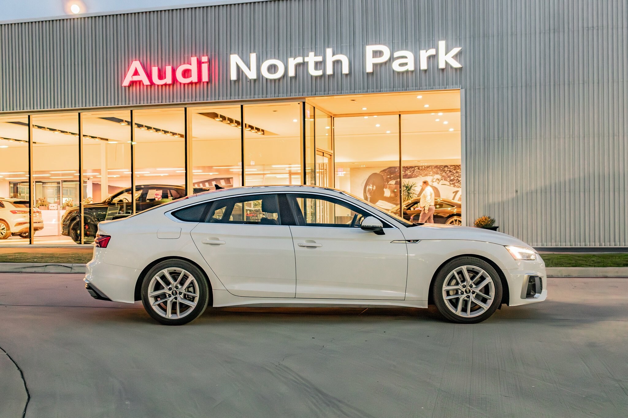 2024 Audi A5 S line Quattro Premium Plus photo 3