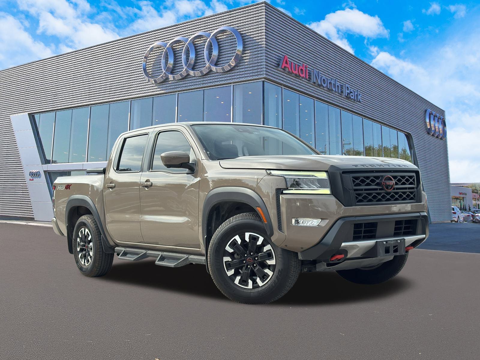 2022 Nissan Frontier PRO-4X's photo