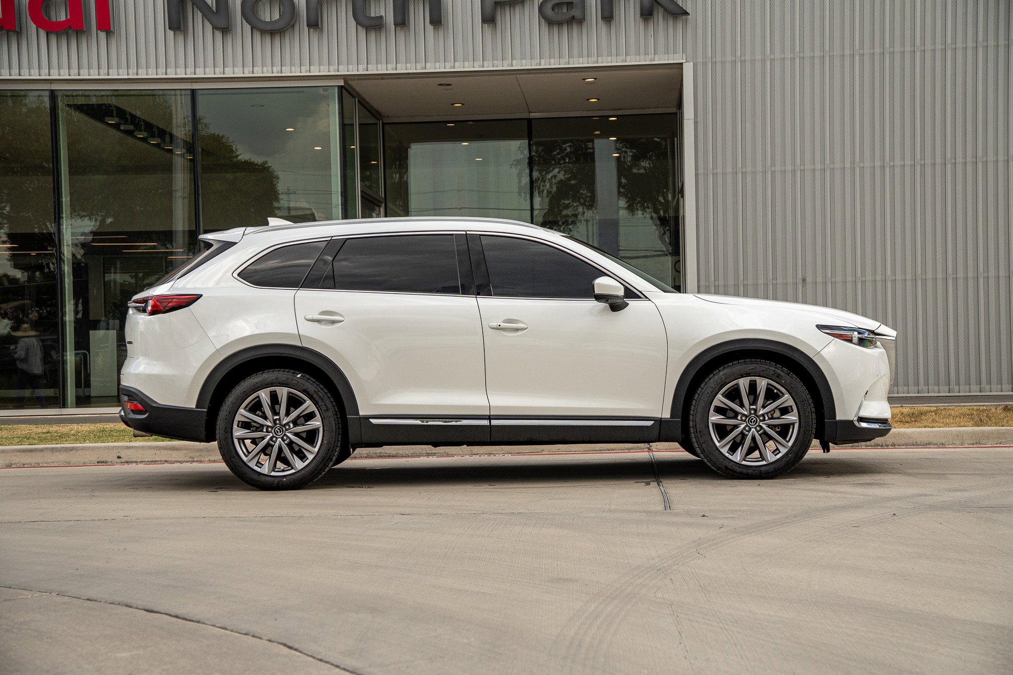 2022 Mazda CX-9 Grand Touring photo 4
