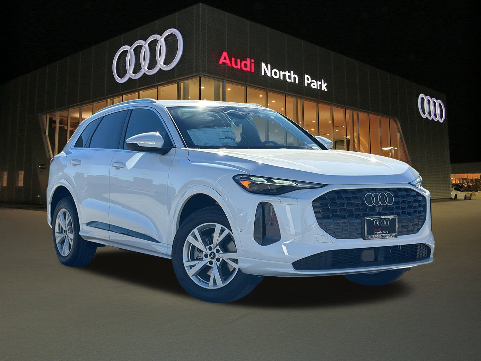2025 Audi Q5 40 Premium's photo