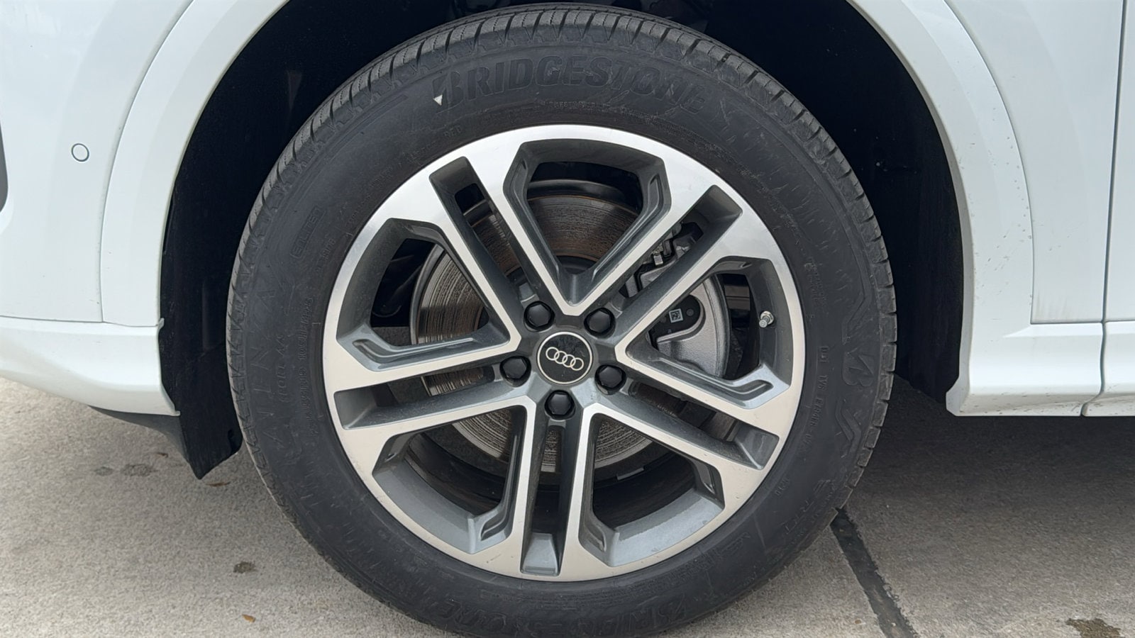 2025 Audi Q5 Premium - Photo 26