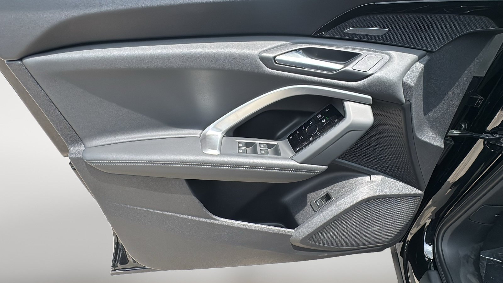 2025 Audi Q5 Premium Plus - Photo 12