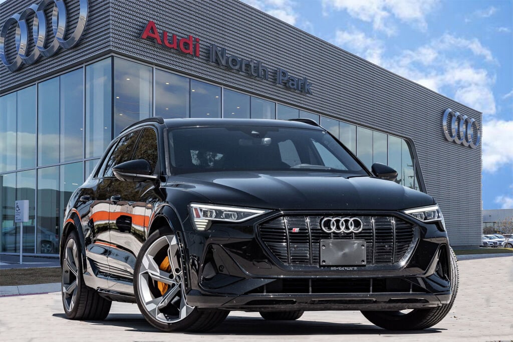 2022 Audi e-tron S Prestige