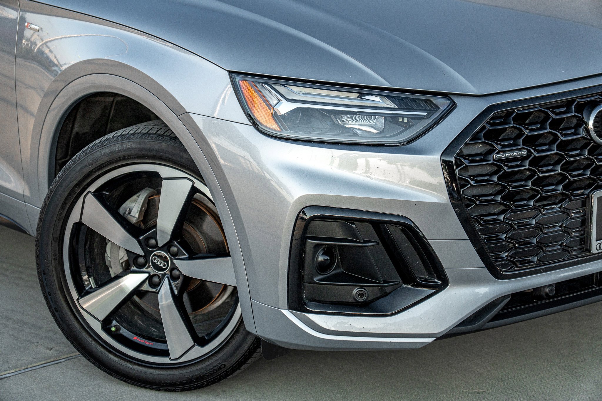 2022 Audi Q5 Sportback S line Premium Plus photo 2