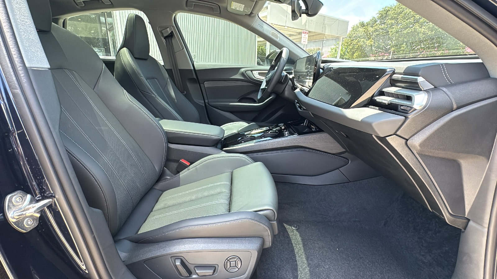2025 Audi New A5 Premium Plus - Photo 28