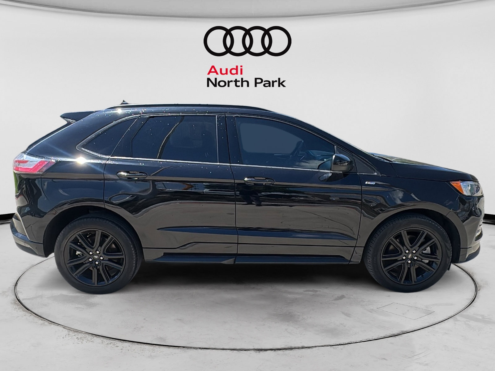 2024 Ford Edge ST-Line - Photo 8
